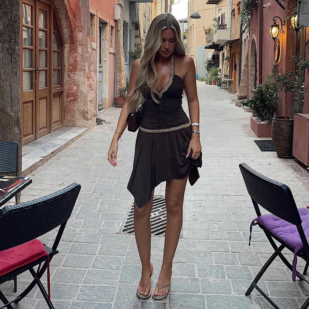 Sexy slim fit V-neck backless hanging neck dress